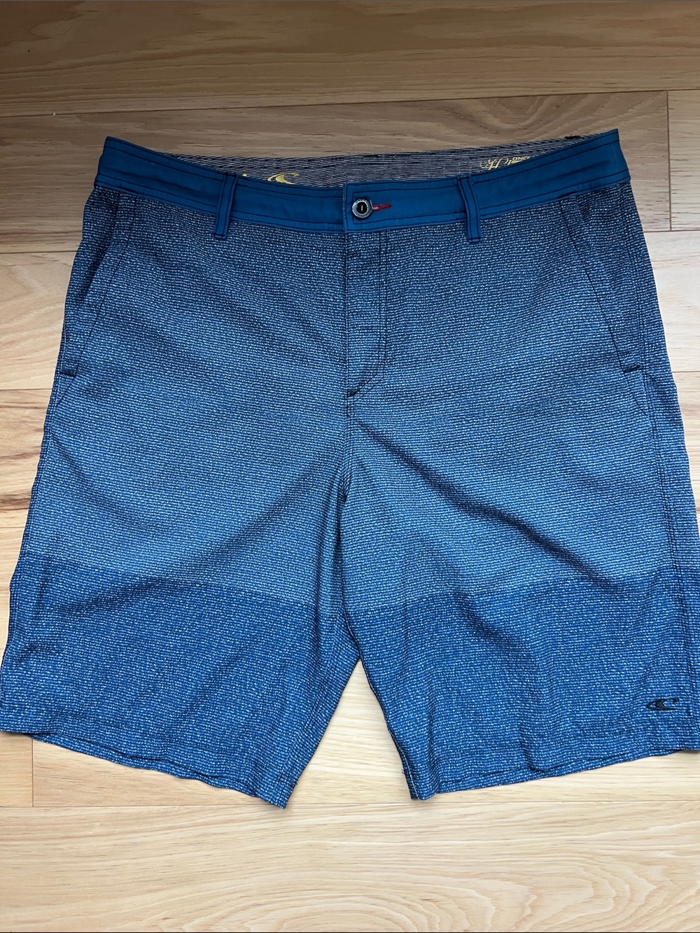 O'Neill Heathered Blue Shorts with Red Drawstring